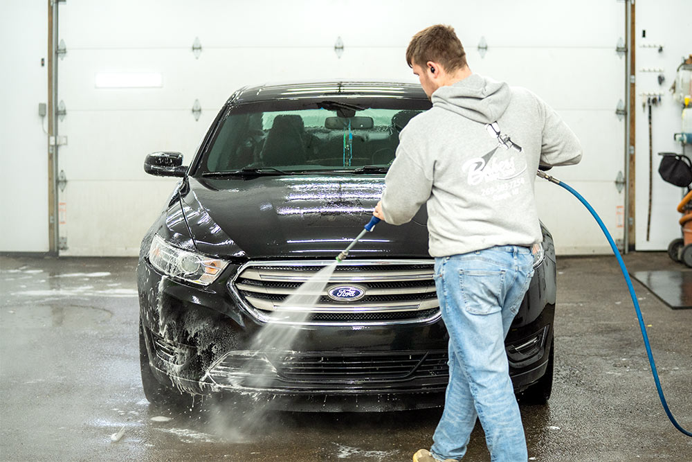 Auto Clean Up at Bakers Auto Body in Sturgis, MI